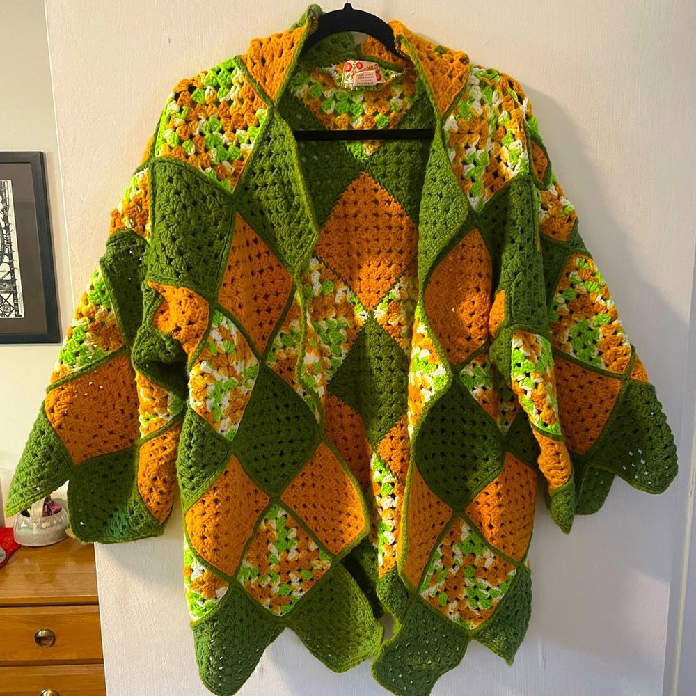 Honeybea Travelers Coat - afghan blanket jacket